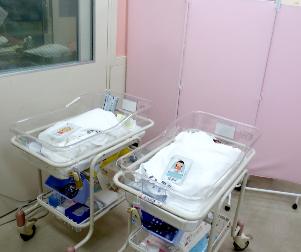 新生児 室 の 環境 で 適切 なのは どれ か